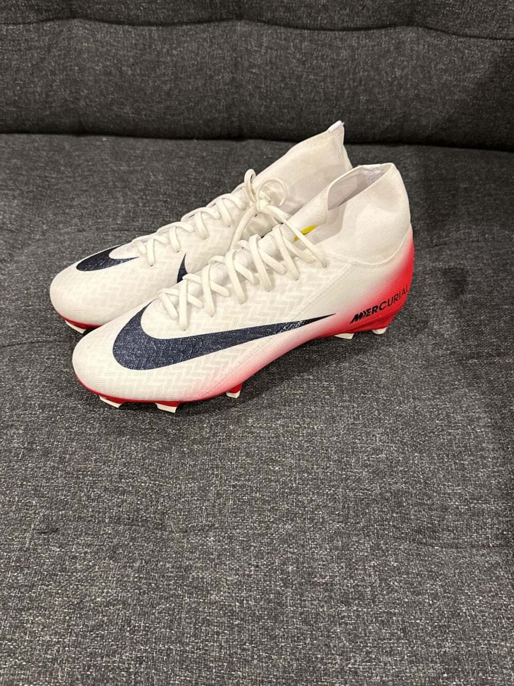 8.5M - Nike Zoom Mercurial Superfly 10 Academy MG 'Fear Nothing' Soccer Cleats